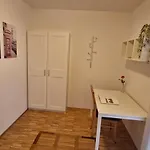 Appartement Emma - Free Parking, Ac, Wifi