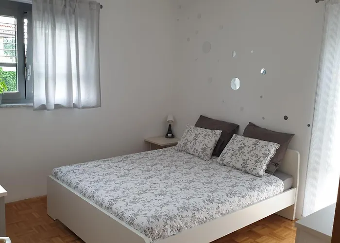 Emma - Free Parking, Ac, Wifi Lublana