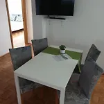 Emma - Free Parking, Ac, Wifi Apartament *