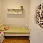 Apartament Emma - Free Parking, Ac, Wifi