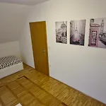 Emma - Free Parking, Ac, Wifi