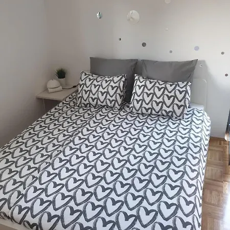 Emma - Free Parking, Ac, Wifi Apartman