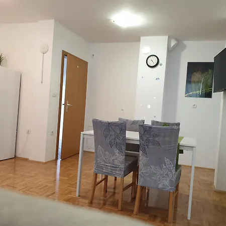 Emma - Free Parking, Ac, Wifi Daire Ljubljana