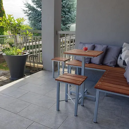 Emma - Free Parking, Ac, Wifi