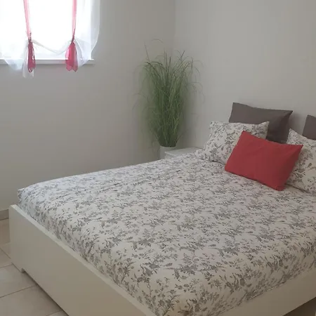Apartman Emma - Free Parking, Ac, Wifi Ljubljana