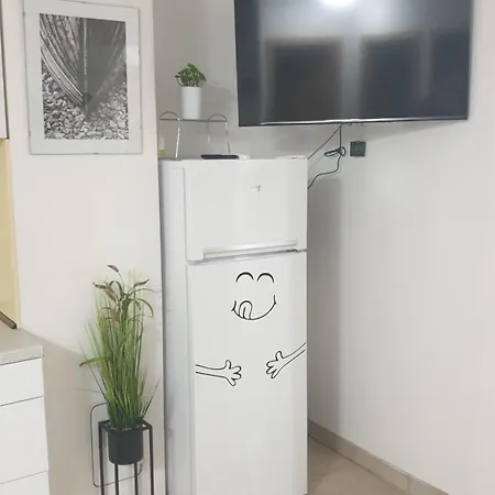 Emma - Free Parking, Ac, Wifi