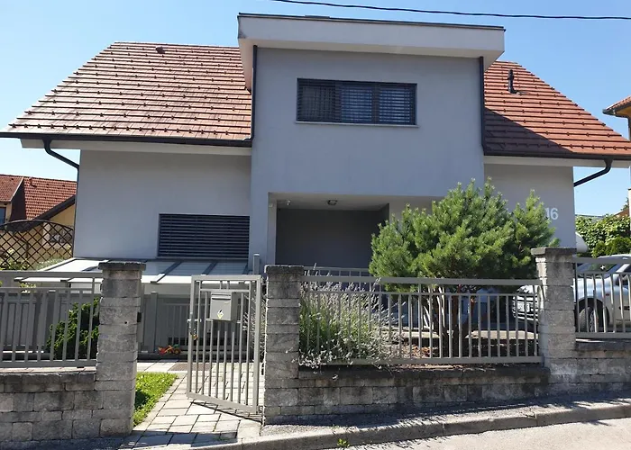 Apartamento Emma - Free Parking, Ac, Wifi *