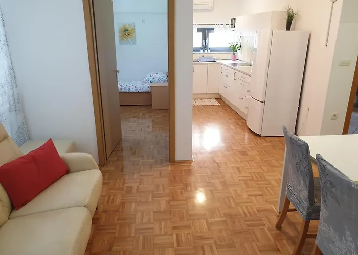 Emma - Free Parking, Ac, Wifi Liubliana