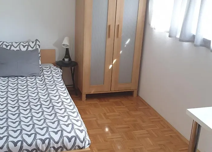 Emma - Free Parking, Ac, Wifi