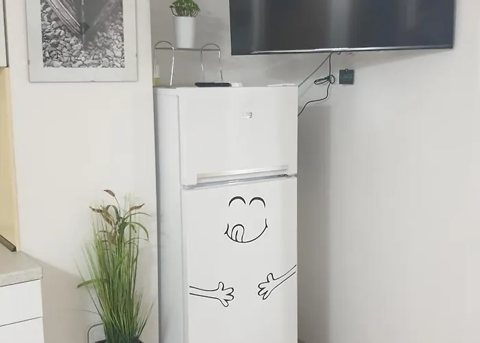 Emma - Free Parking, Ac, Wifi