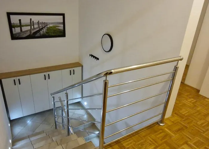 Emma - Free Parking, Ac, Wifi